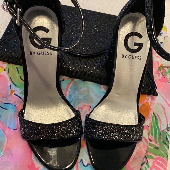 GUESS-Open toe Sandals Black/Silver - Picture 7 of 10